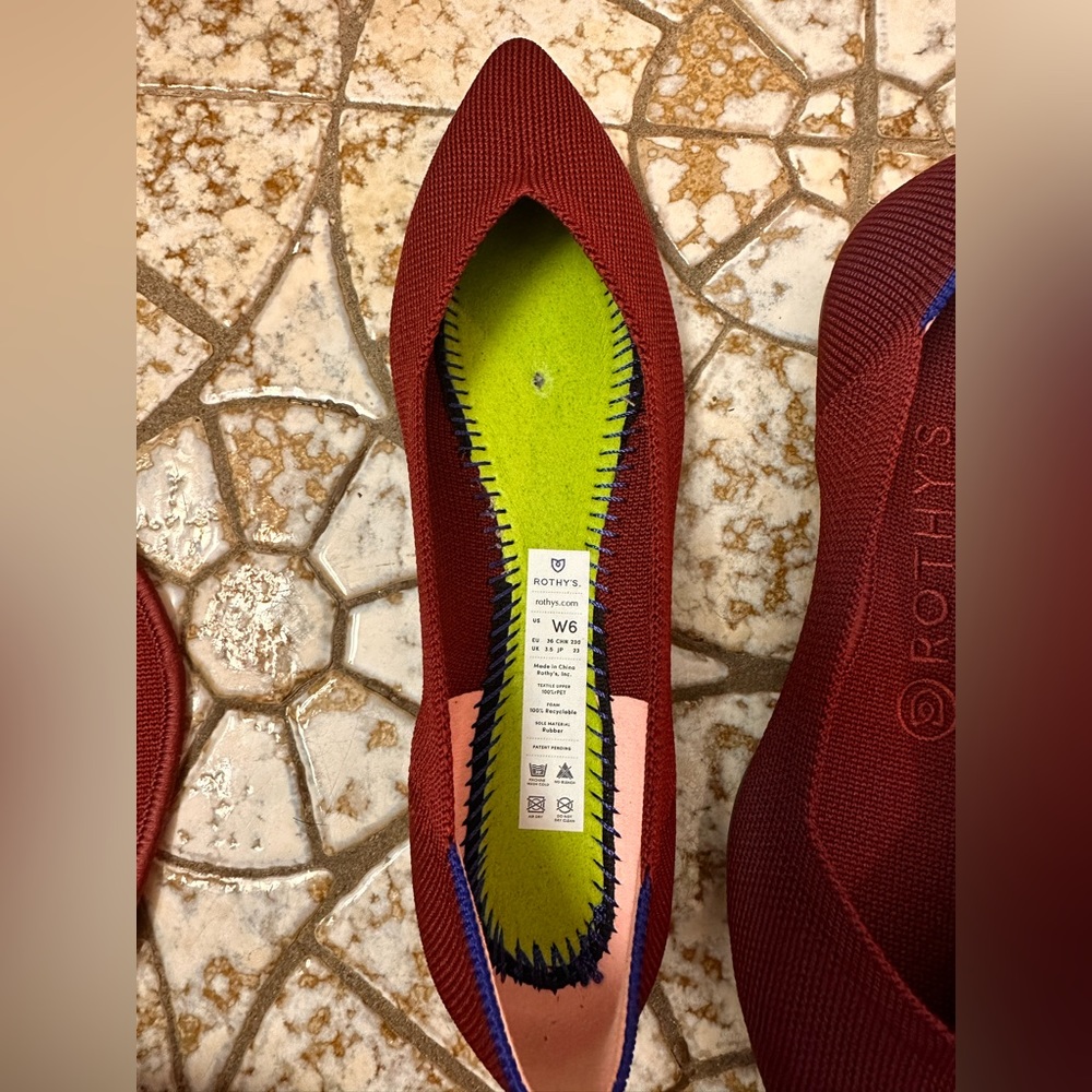 Rothy’s pointed flats